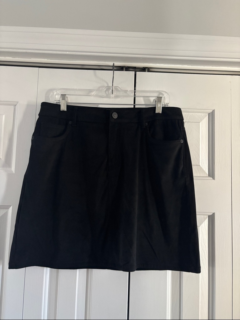 Tommy Bahama Black Mini Skirt - Clean A-Line